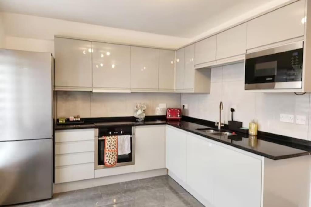 Paradigm House, Delightful 2-Bedroom Flat 4, Oxford Exterior photo